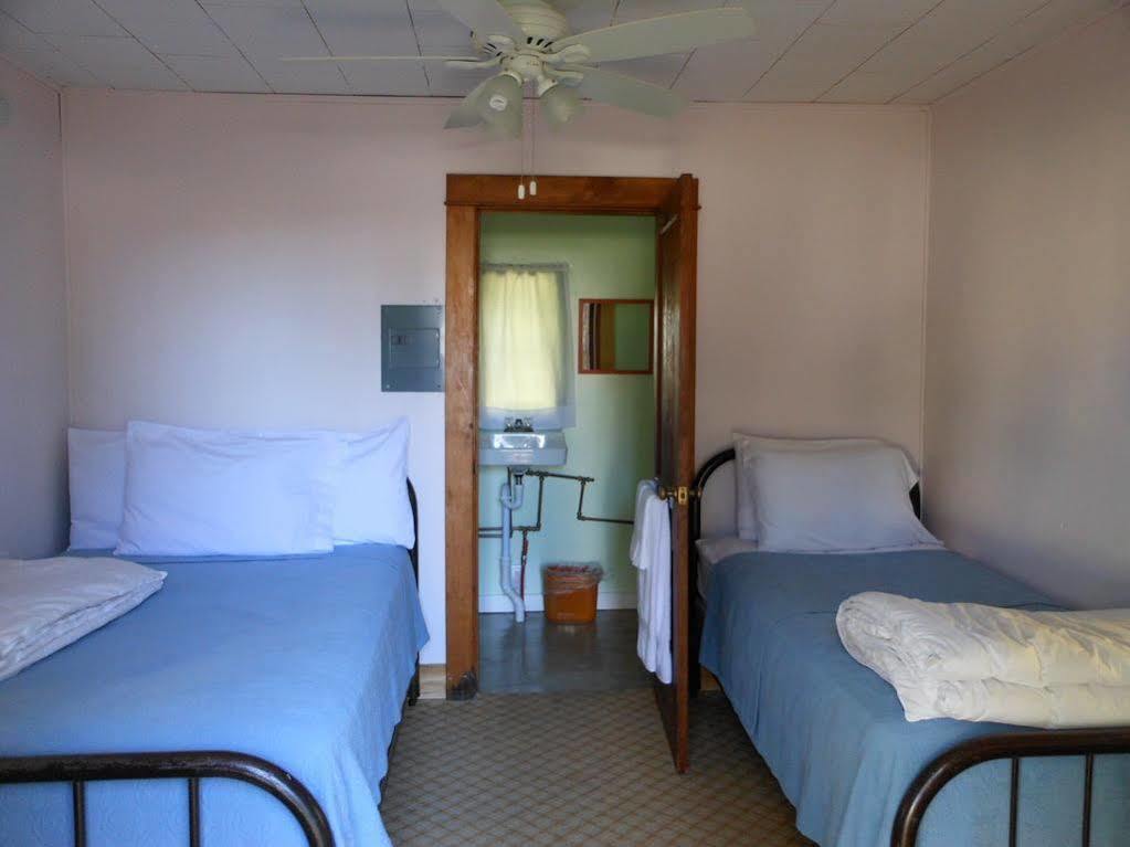 Katahdin Cabins Hotel Millinocket Exterior photo
